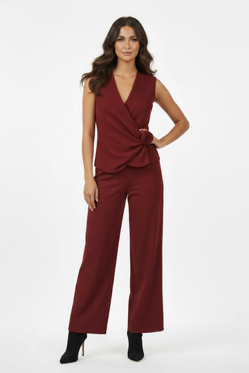 Sleeveless Wrap Top & Wide-Leg Pants Set – Elegant, Modern & Flattering Look