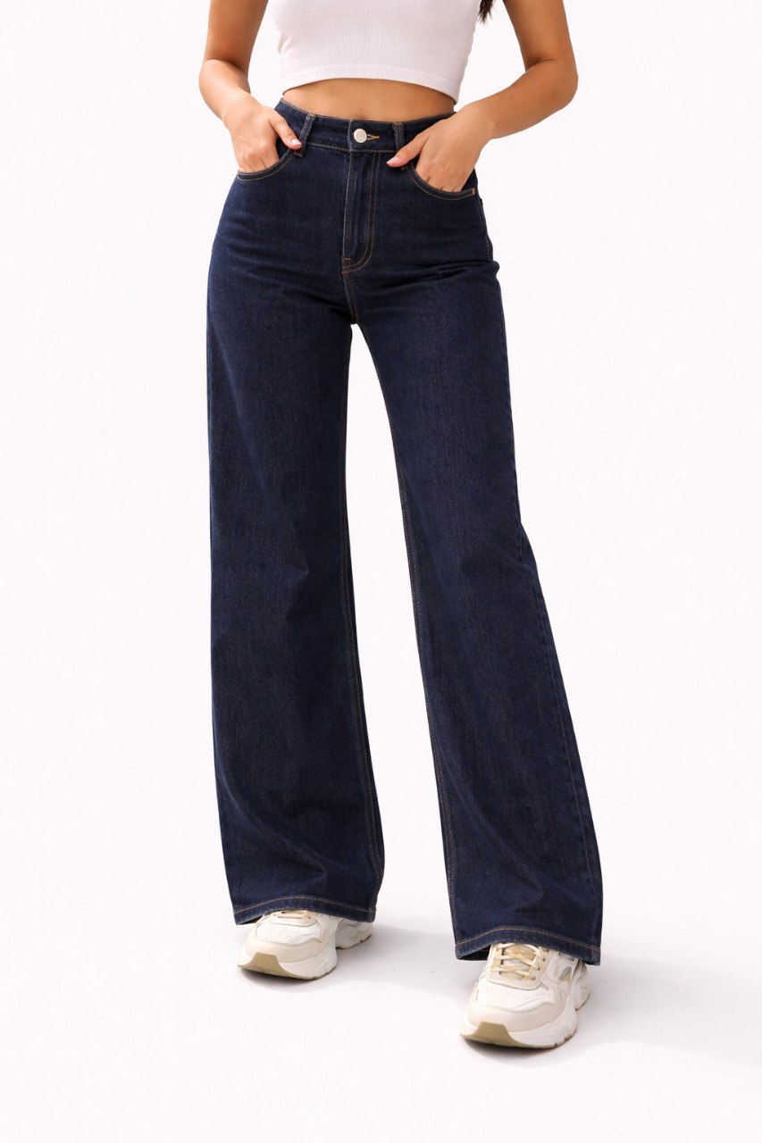 Wide Leg High-Waist Jeans