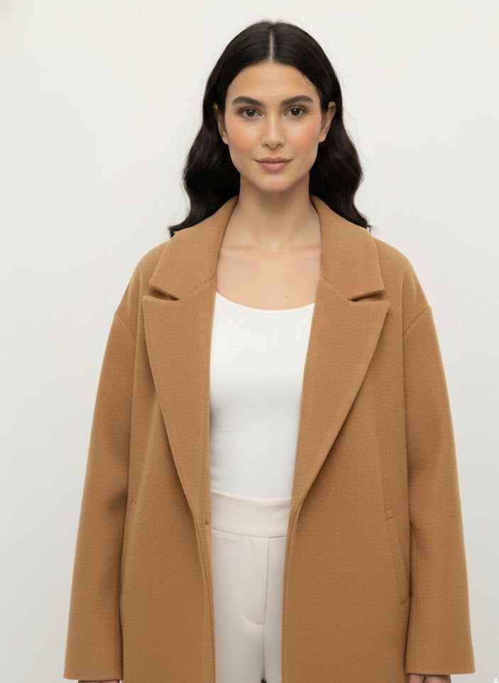 Elegant  Coat with Wide Lapels