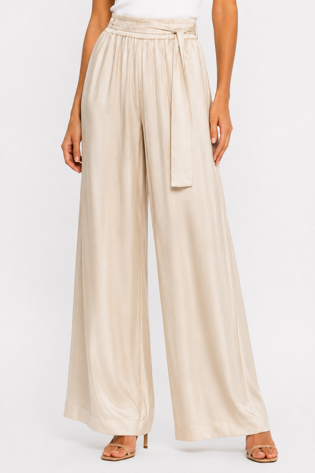 Wide-Leg Belted Pants