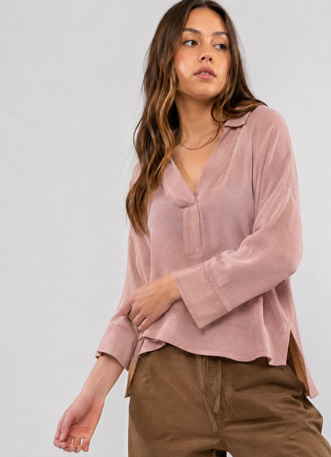 Relaxed Linen Blouse – ONE MORE women's blouse – view 3
