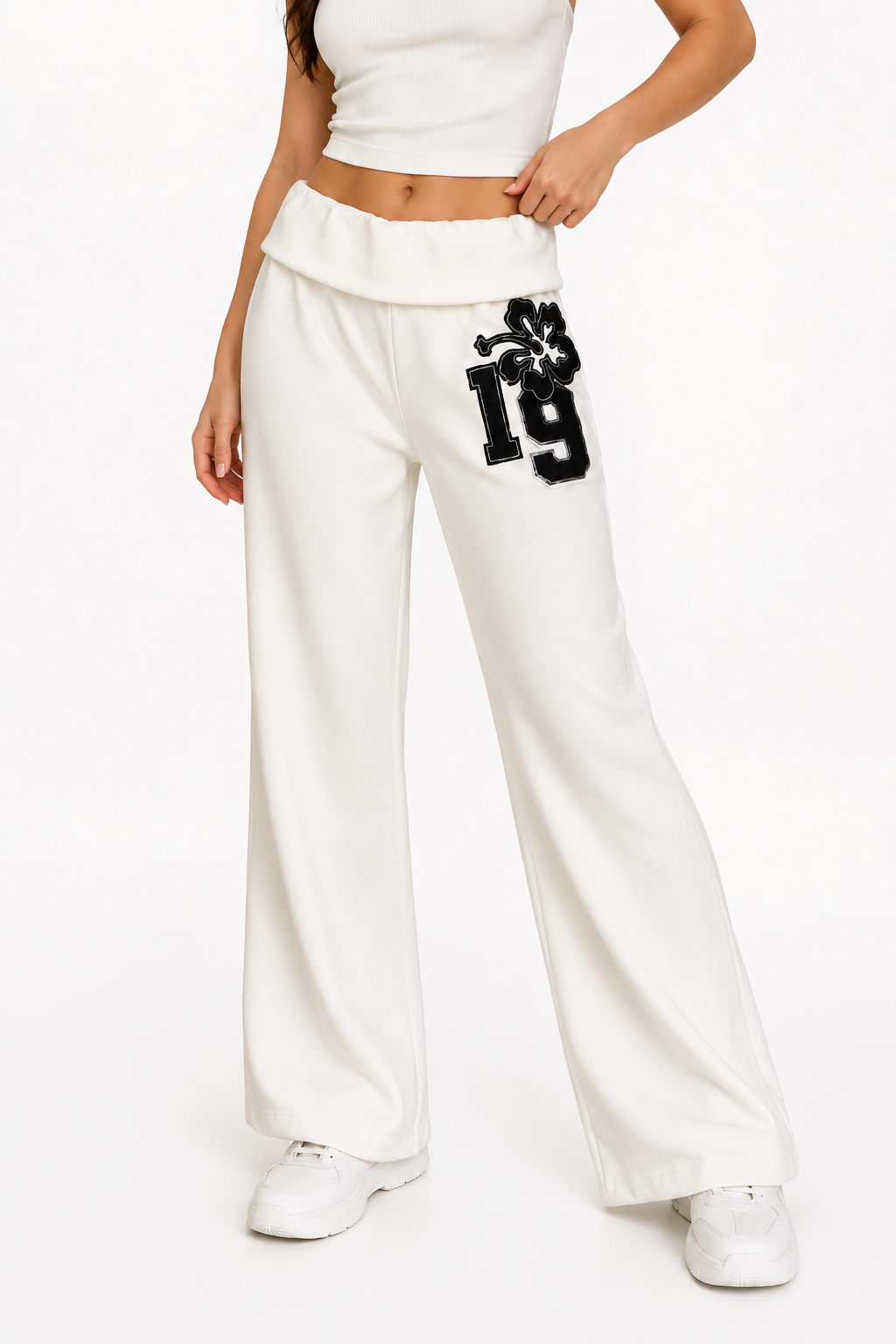 Floral Appliqué Flared Pants – ONE MORE women's pants – view 4